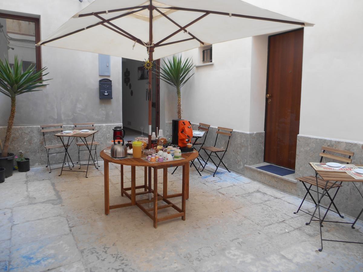 La Corte Dei Naviganti Apartment Трапани Екстериор снимка